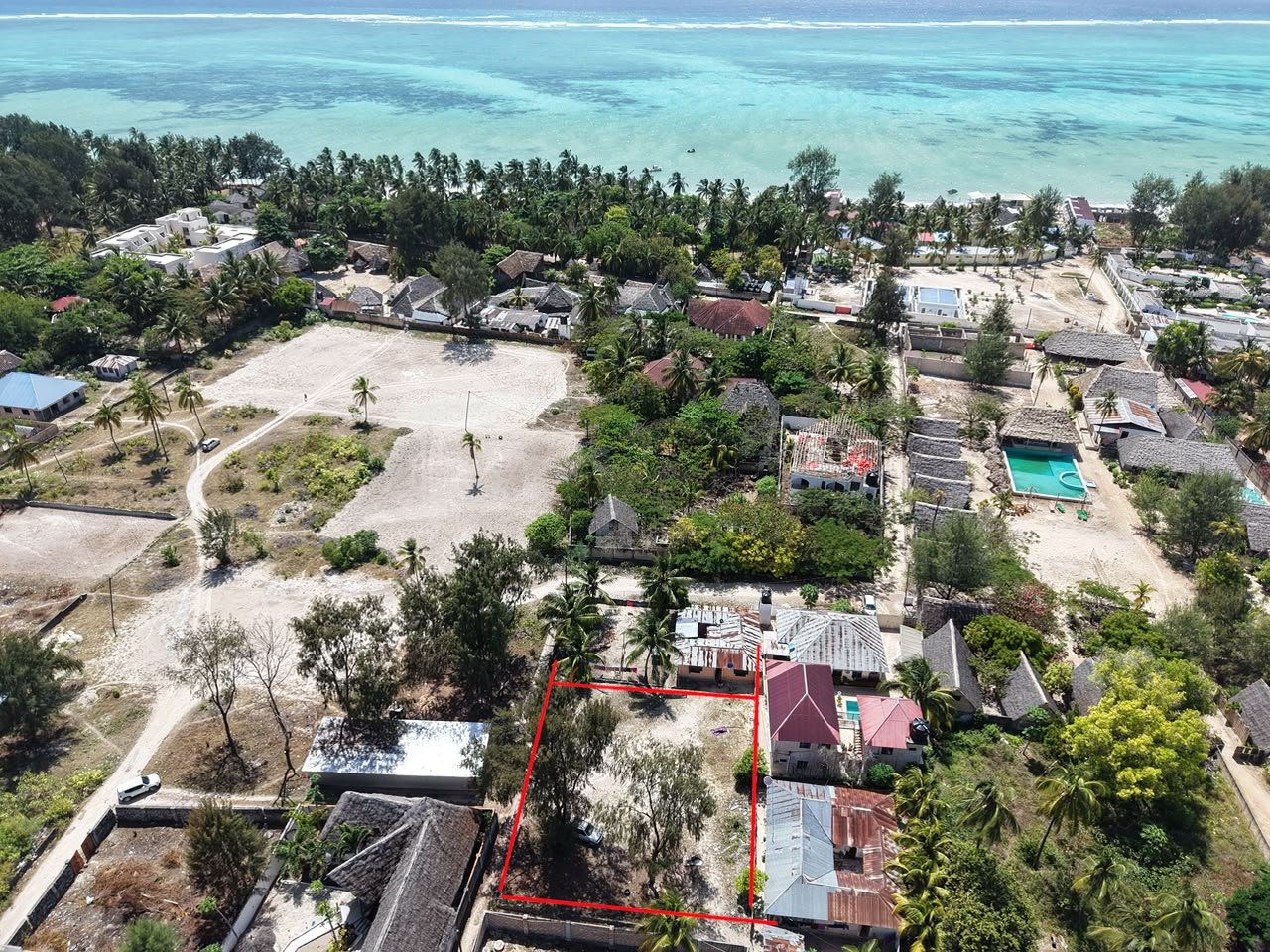 Prime 890 sqm Beachside Development Plot in Paje, Zanzibar - 2