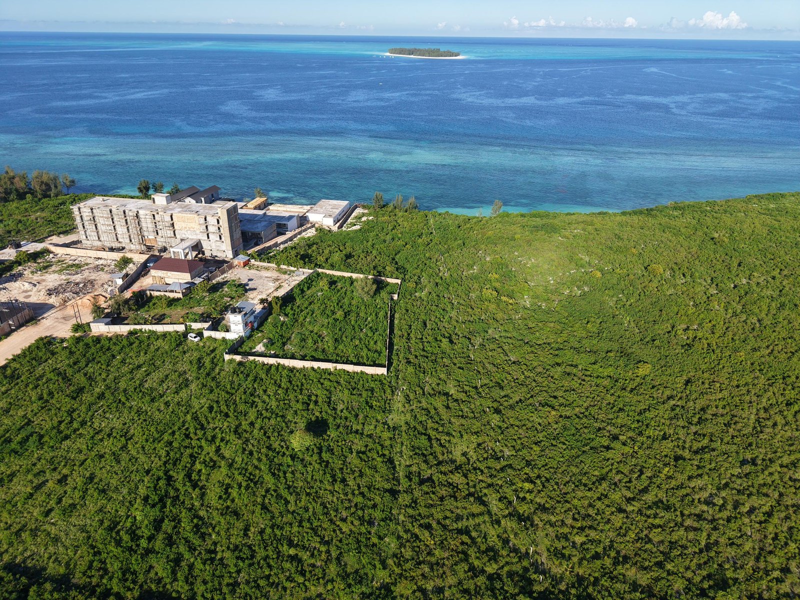 Prime Cliff-Front Estate in Matemwe, Zanzibar - 3